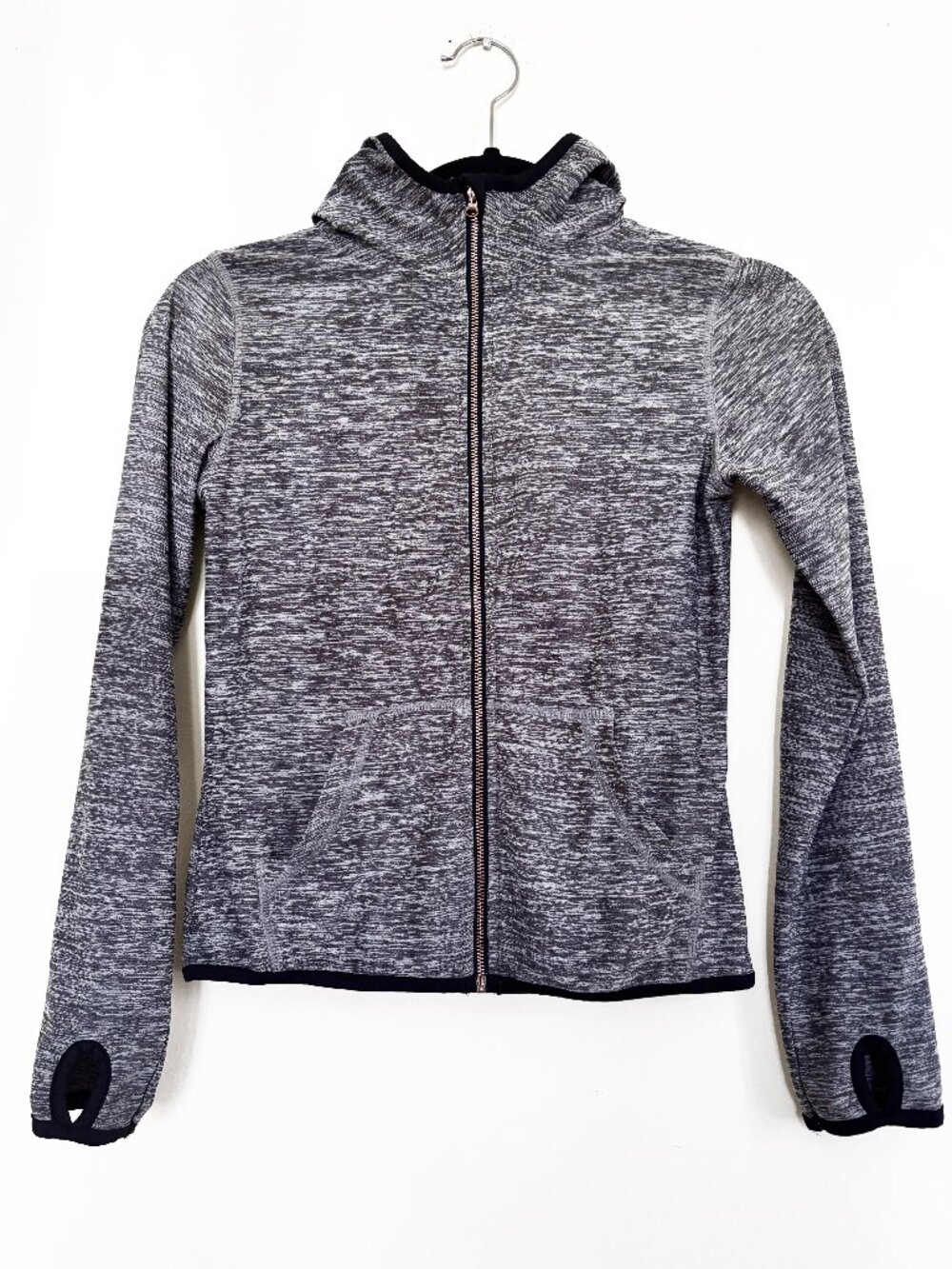Girls' Sporty Hoody Zip Front Shirt. Size 10. Excellent Condition